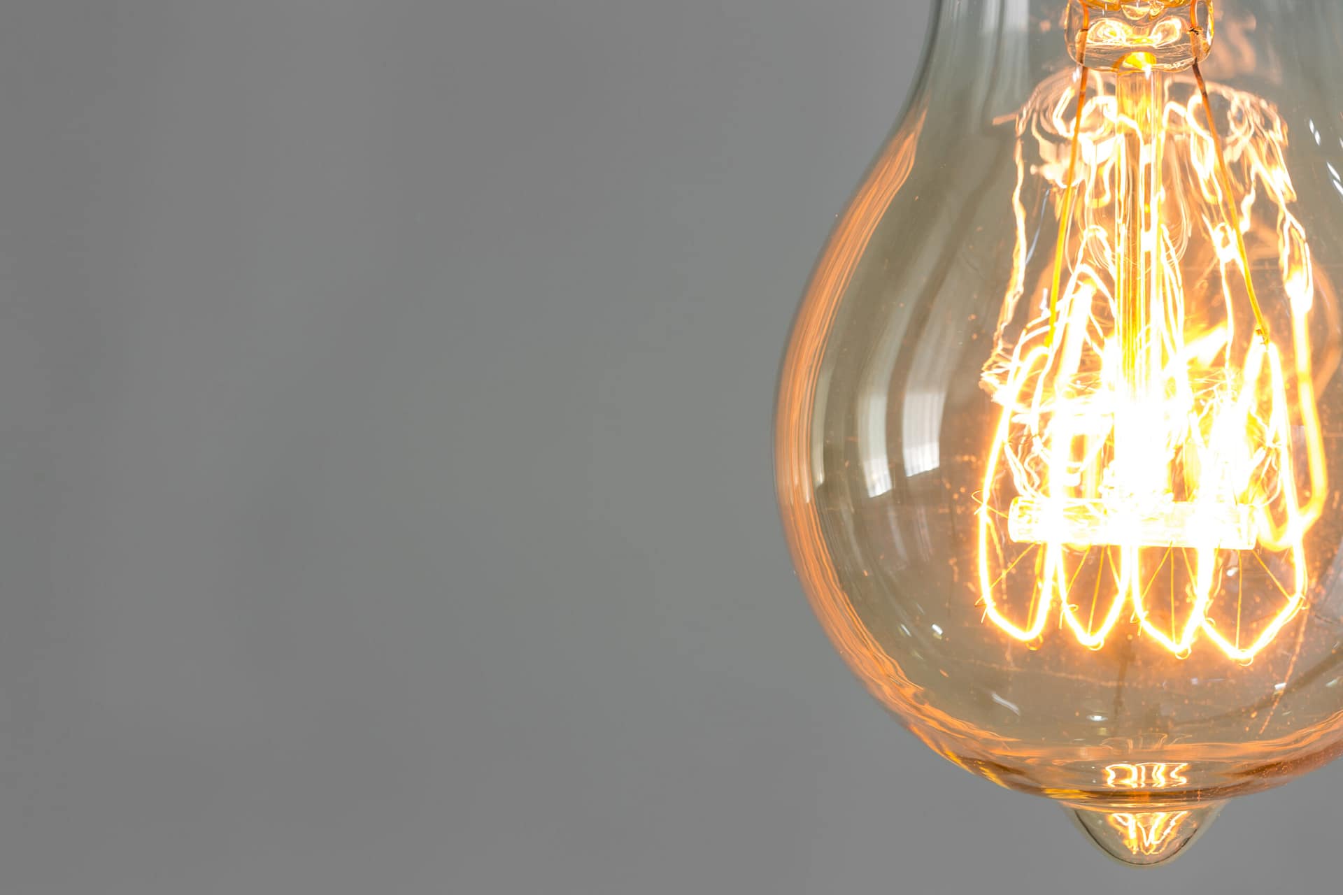 Aumento de los costos de generación de electricidad