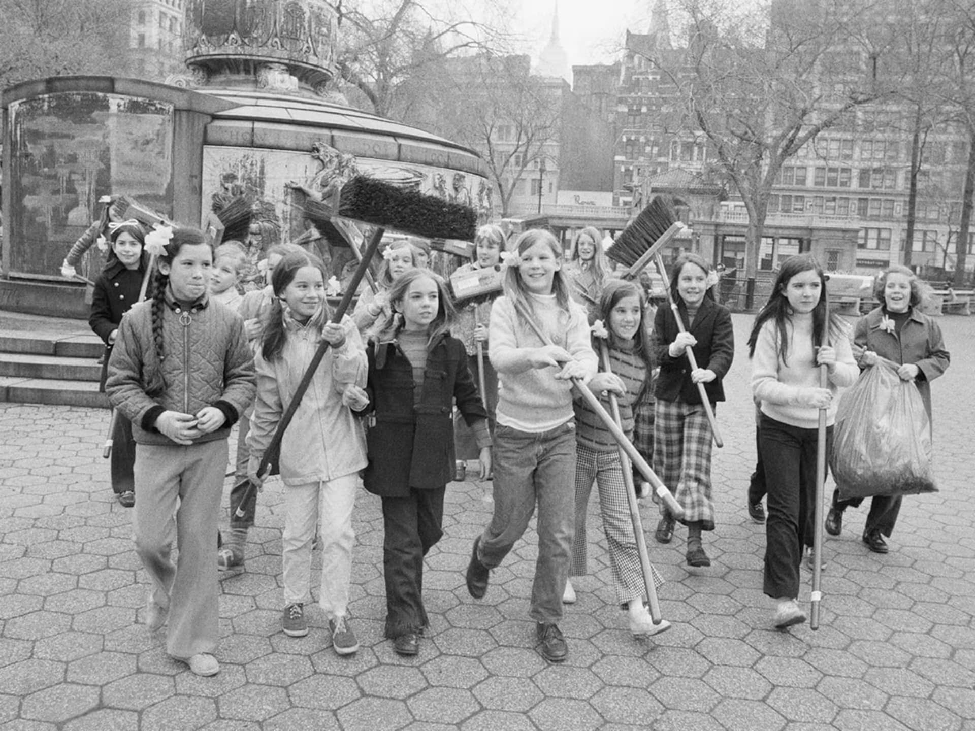 earth-day-historic-event_
